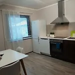 Apartament Oren Modern