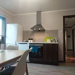 Oren Modern Apartment
